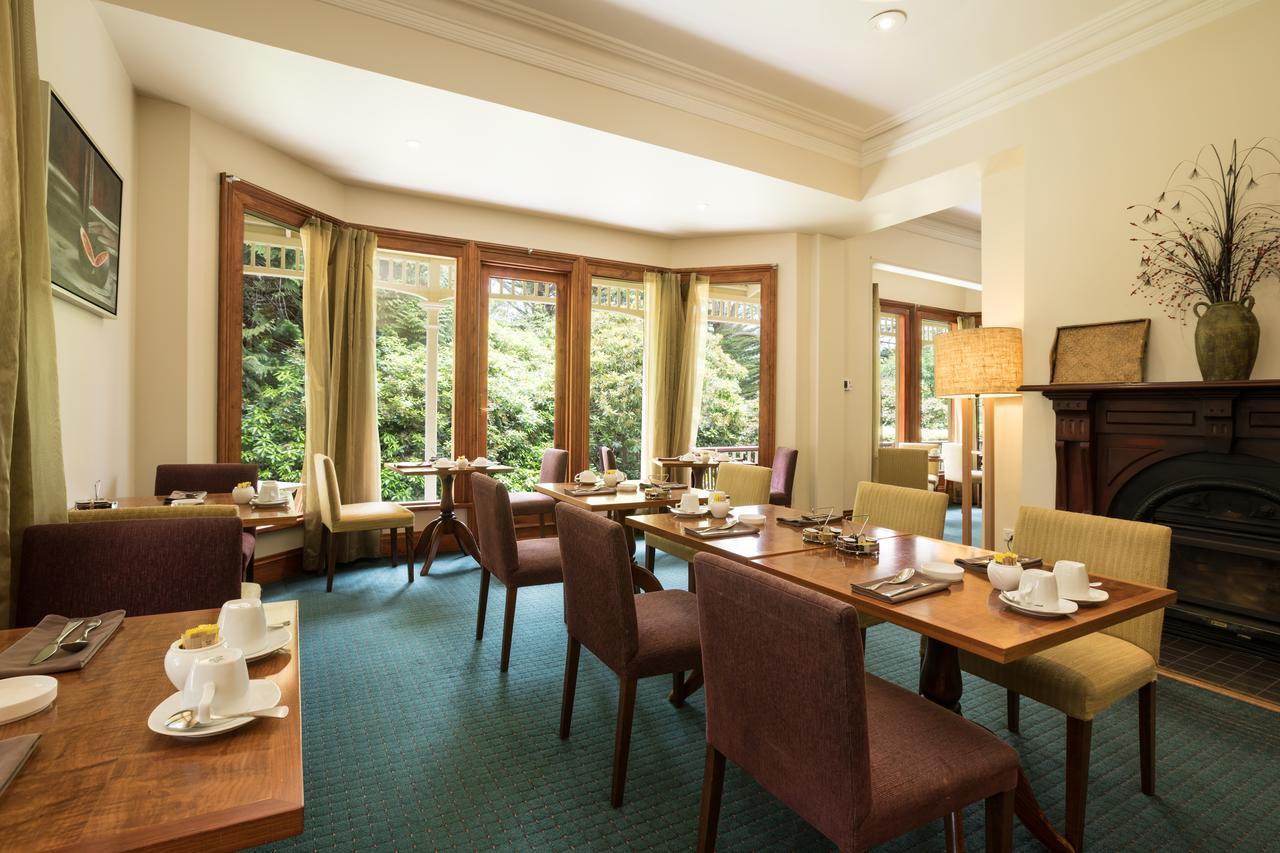 Franklin Manor Hotel Strahan Exterior photo